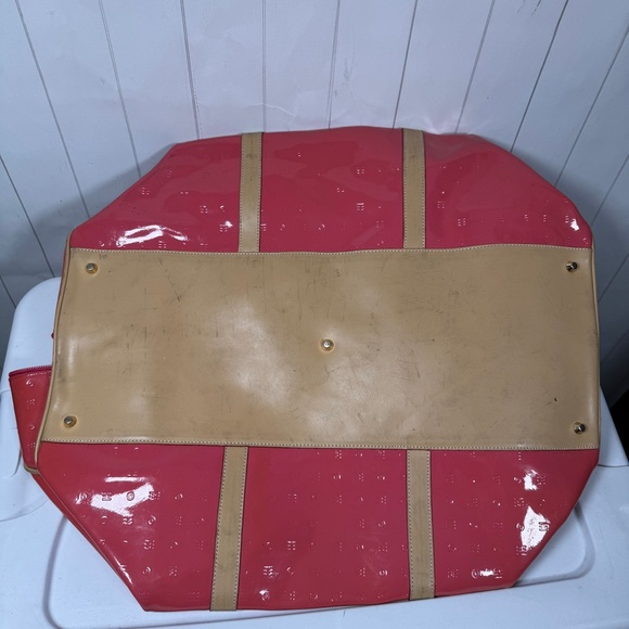 Arcadia Large Pink Embossed Patent Leather Duffle Bag Glam Preppy Lux Weekender - Picture 12 of 13